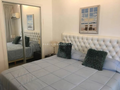 Apartamento En Venta De 1 Dormitorio En Green Park, Punta Del Este.