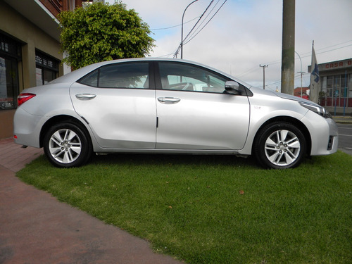 Imagen 2 de 15 de Toyota Corolla