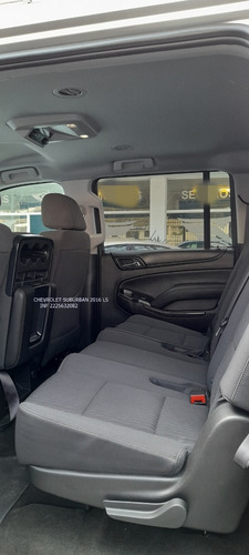Imagen 9 de 15 de Chevrolet Suburban 2016 Ls 8 Cil 5.3lts Eng $ 117,000