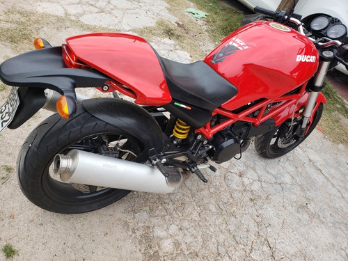 Ducati Monster 695cc