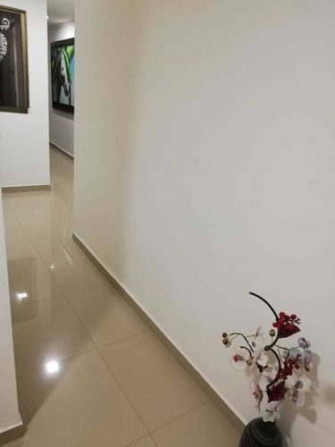 Imagen 12 de 17 de Venta Apartamento La America, Medellin Antioquía