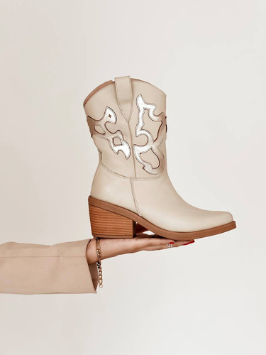 Botas Texanas Mujer Cuero Taco Medio Bordado Relieve Western