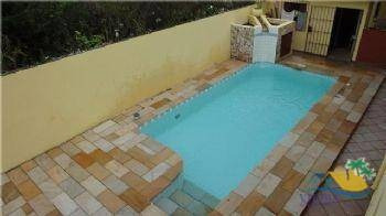 Imagem 4 de 4 de Belíssimo Sobrado Bem Amplo Com Piscina - So0014