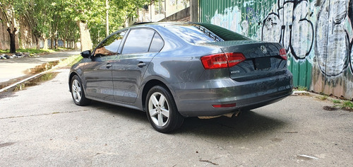 Vento 2.5 Triptronic - Muy Cuidado - Permuto
