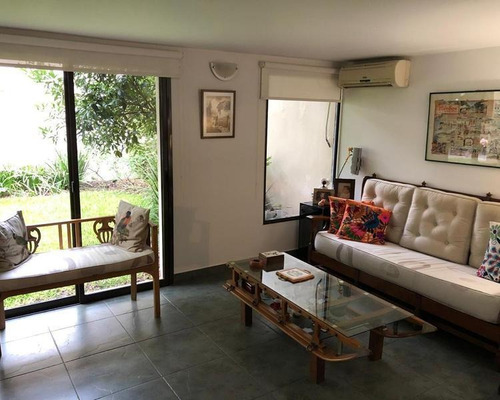 Imagen 2 de 17 de Impecable Chalet En Dos Plantas