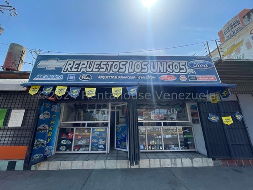 Venta De Local Comercial Con Excelente Ubicaicón En Avenida Ayacucho Maracay Rah 24-19567