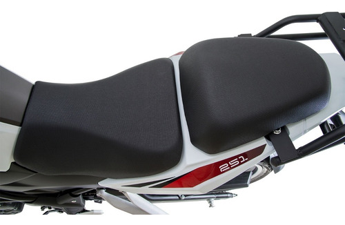 Imagen 6 de 12 de Benelli Trk251 - Benelli Store Silva Mobility