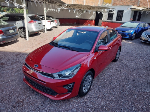 Imagen 1 de 8 de Kia Rio 2021 1.6 L Sedan Mt