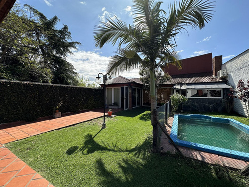 Casa En Venta En El Palomar