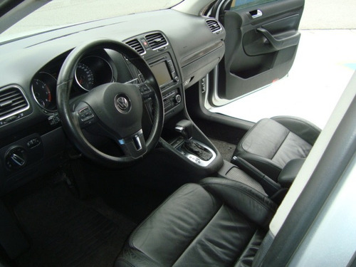 Imagem 8 de 14 de Volkswagen Jetta Variant 2.5 20v 2010