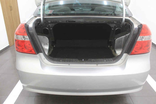 Imagen 13 de 15 de Chevrolet Aveo 2014 4p Ls L4/1.6 Man