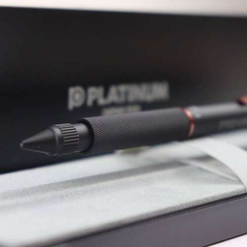 Lapiseira Platinum Pro-use 171 Matte Black & Copper 0.3mm