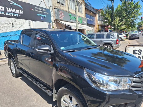 Toyota Hilux 2.4 Cd 150cv 4x2