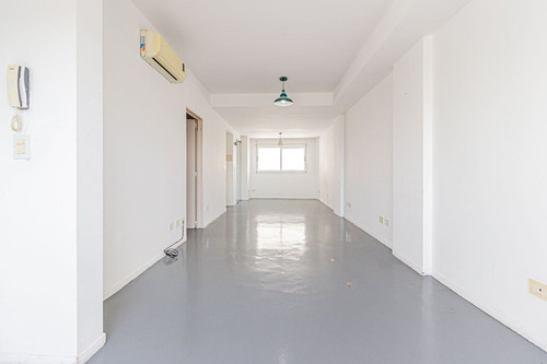 Venta 1 Ambiente Divisible En Caballito Con Balcón