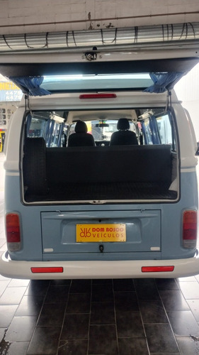 Volkswagen Kombi 1.4 Standard Total Flex 3p