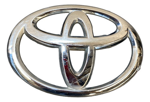 Emblema Toyota Yaris Org6 1.5 Std 2011/2016 