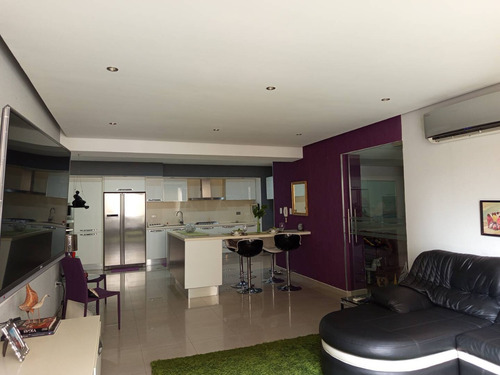 * Josefina Toledo: Moderno Apartamento En Venta En Sabana Larga, Puerto Madero, 116m², Maletero, Planta, Family Room, 274693