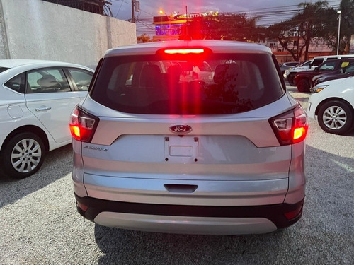 Imagen 4 de 6 de Ford Escape