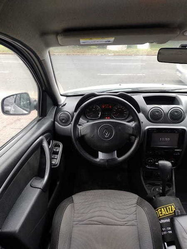Imagem 10 de 11 de Renault Duster 20 D 4x2a