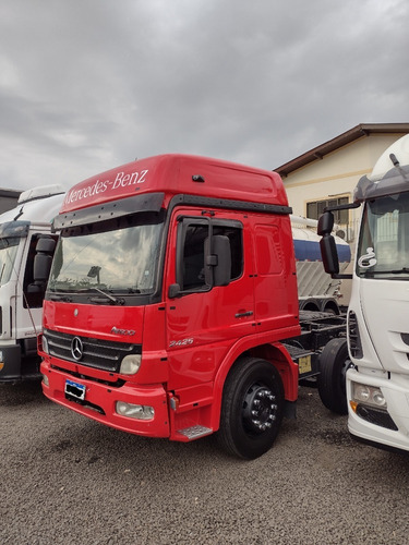 Imagem 1 de 14 de Mb Atego 2425 Bitruck Ano 2011 Cabine Leito Teto Alto