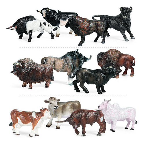 A Maqueta De Plástico Con Forma De Vaca Amarilla, Juguete