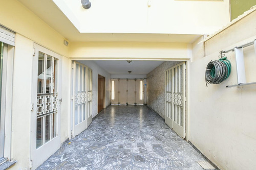 Imagen 21 de 30 de Casa En Ph Con Pasillo De 3 Dormitorios En Venta Echesortu