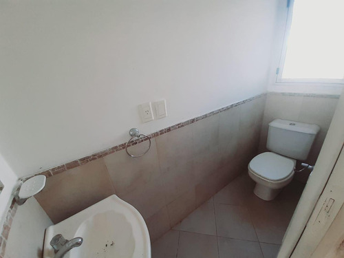 Ph 4 Amb Con Cochera Y Patio En Venta