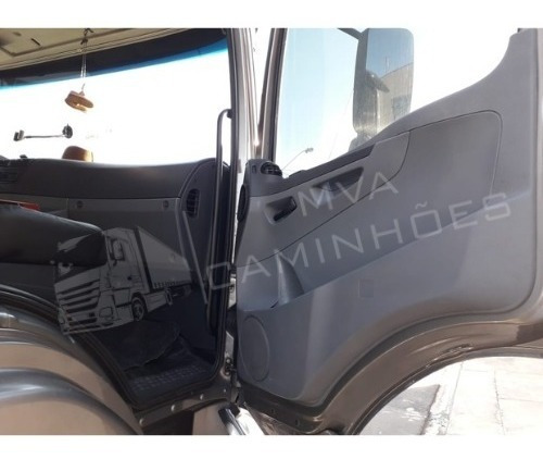 Imagem 10 de 14 de Caminhão Mercedes 2040 - 4x2 T