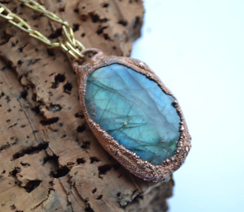 Imagen 6 de 7 de Collar Piedra Natural Labradorita, Dije De Cabujon Grande