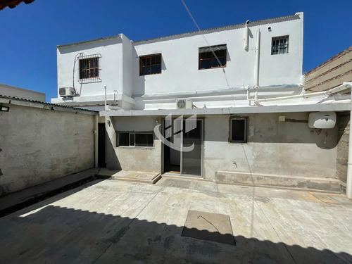 2 Casas En Un Mismo Predio Con Garaje