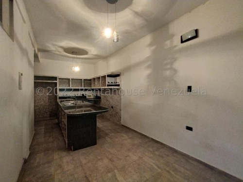 Imagen 8 de 24 de Amplia Casa Urb. San Antonio De Palo Negro 23-13073 Ejc 04243439046