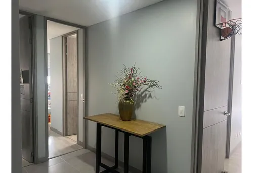 Vendo Apartamento En St Laurent Piso Alto Envigado
