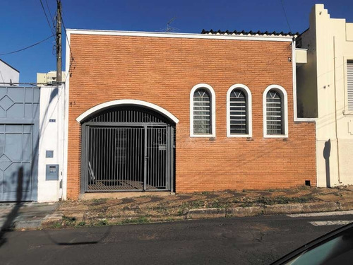 Imagem 1 de 6 de Venda De Casas / Padrão Na Cidade De Araraquara 11117
