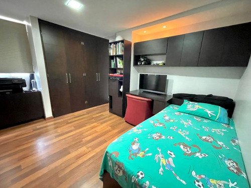 Imagen 15 de 27 de Av-1020 Zona Este Penthouse Edificio Alfa Sector La Lago