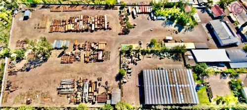 Greenwood Vende Base De Operaciones, Edificaciones Y Gran Terreno En Carril Rodriguez Peña.