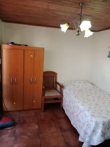 Exclusiva Residencia De 350 M² Con Piscina Y Quincho.