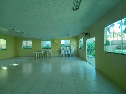 Imagem 6 de 10 de Apartamentos - Ref: V878