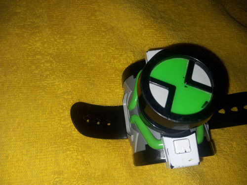 Reloj Omnitrix Omni Strike De Ben 10 (de Uso) (Usado)