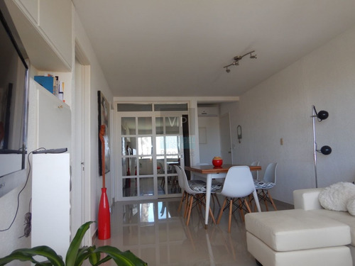 Imagen 2 de 14 de Apartamento De 2 Dormitorios En Punta Del Este