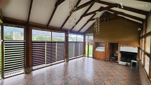 Casa En Arriendo De 4 Dorm. En Coihaique