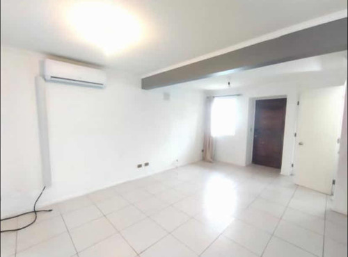 Linda Casa 3d/3b En Condominio Jardines De Las Vizcachas