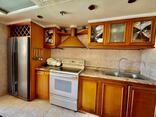 Imagen 10 de 25 de Av-728 Zona Norte Apartamento Edificio Tucaní Calle 70 Avenida 3d