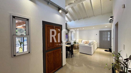 Casa En Venta 4 Ambientes Quilmes. Apto Credito