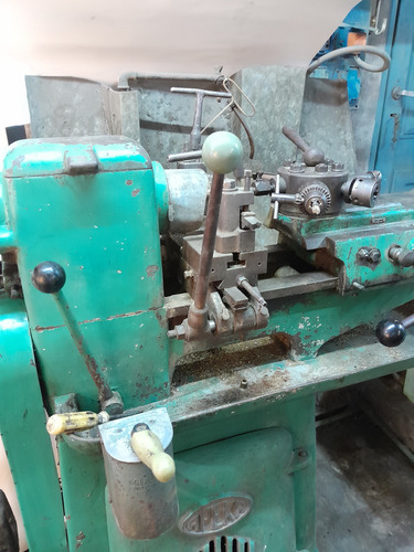 Torno Revolver Apeka 25 C/torre Central Completa (usado)
