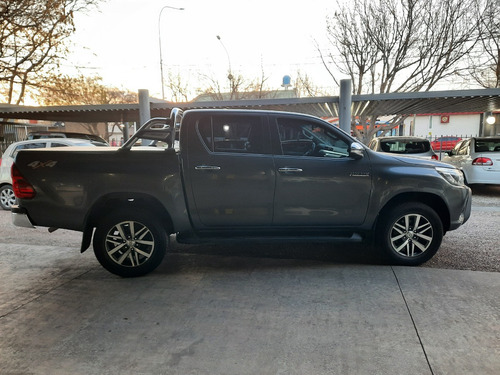 Toyota Hilux 2.8 Cd Srx 177cv 4x4