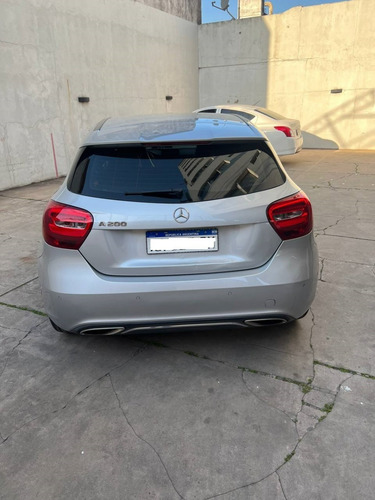 Imagen 10 de 16 de Mercedes A200 2017