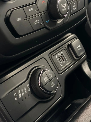 Imagen 11 de 14 de Jeep Renegade Trailhawk At9 4x4 .vr.