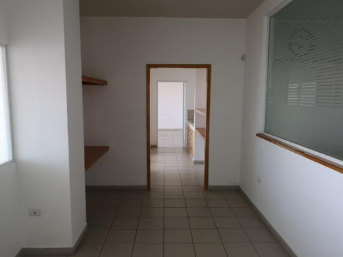 Imagen 9 de 12 de Oficina Comercial En Renta Ampl Iv Centenario