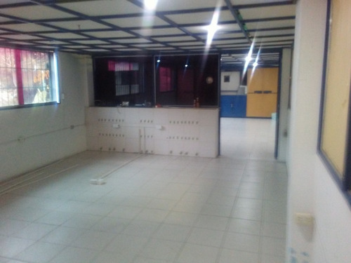 Imagen 8 de 8 de En Venta Amplio Galpon Industrial