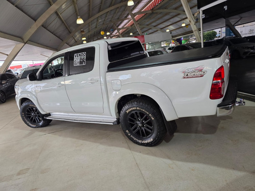 Toyota Hilux 3.0 SR 4X4 CD 16V TURBO INTERCOOLER DIESEL 4P AUTOMÁTICO